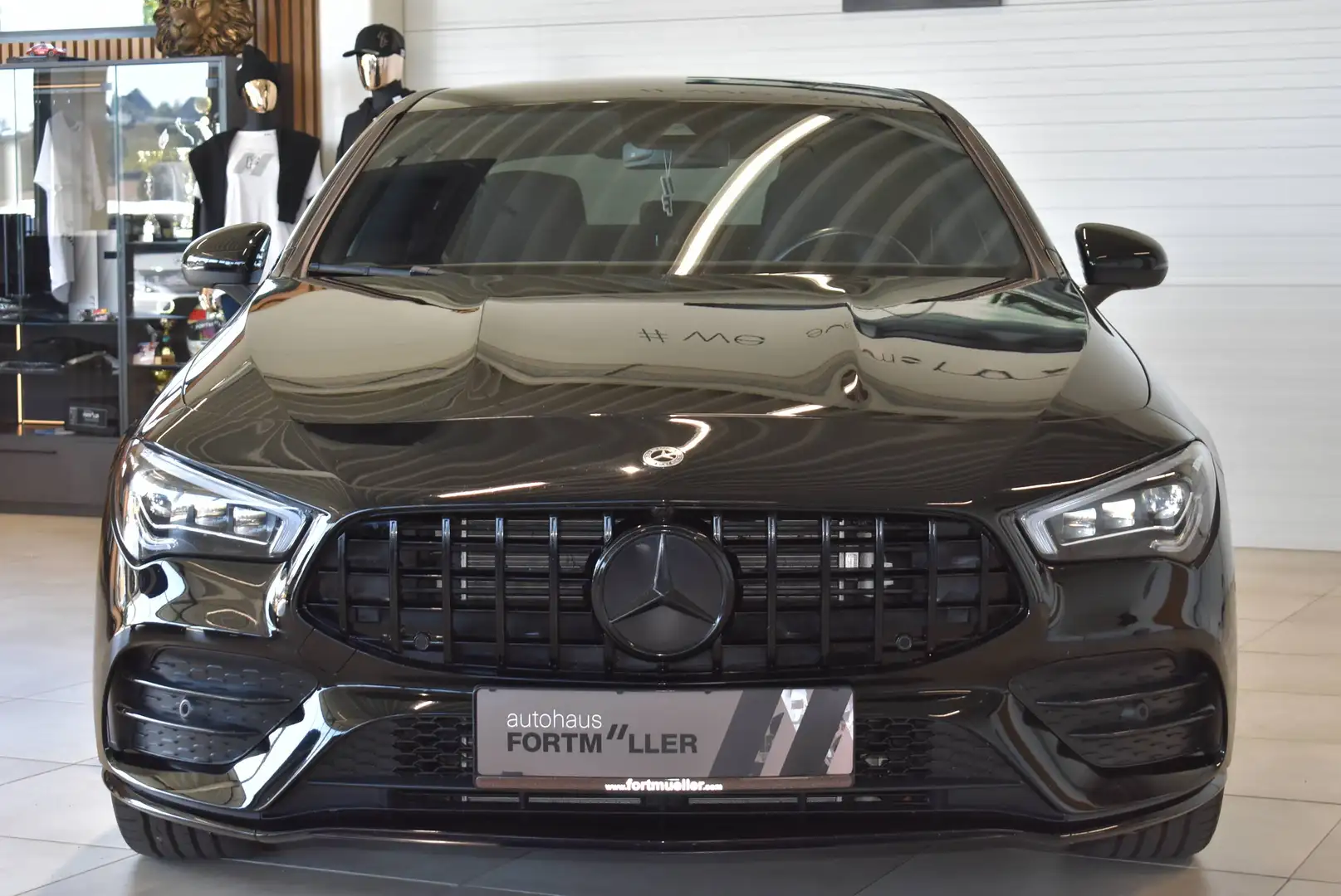 Mercedes-Benz CLA 250 CLA 250 e //AMG Sport //Night Paket Schwarz - 2