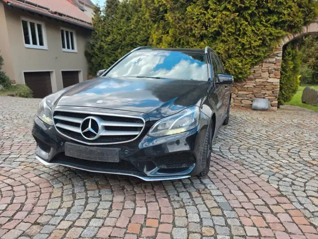 Mercedes-Benz E 300 E -Klasse T-Modell E 300 BlueTec AHK