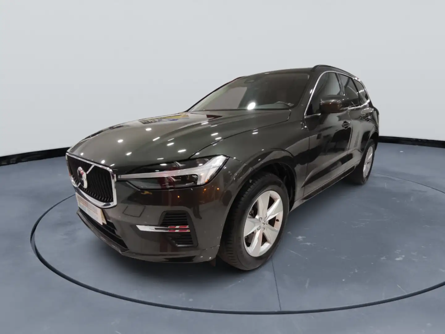 Volvo XC60 B4 Momentum Pro FWD Aut. Vert - 1