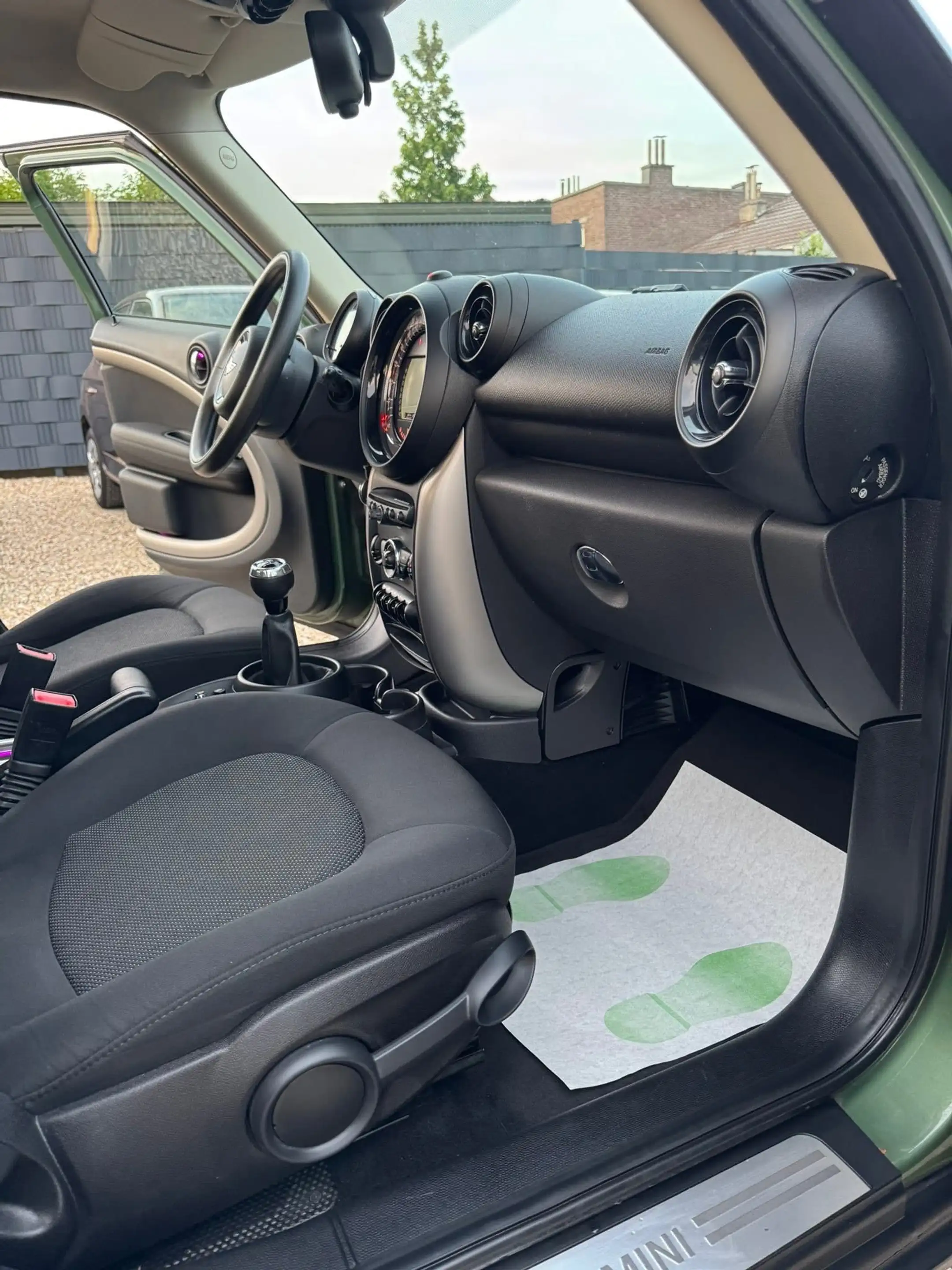MINI One D Countryman 1.6 **12 mois de garantie** — photo 10