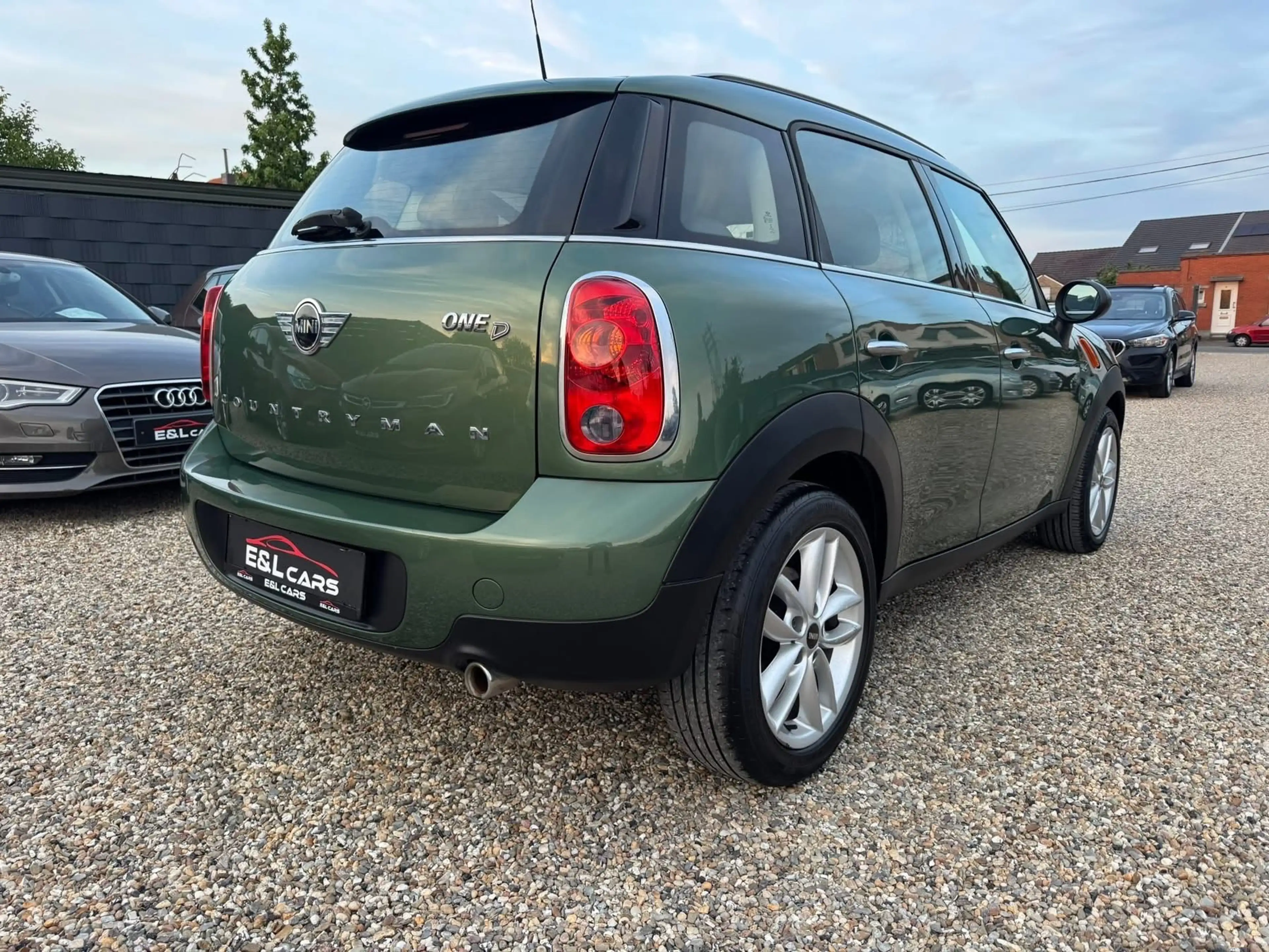 MINI One D Countryman 1.6 **12 mois de garantie** — photo 4