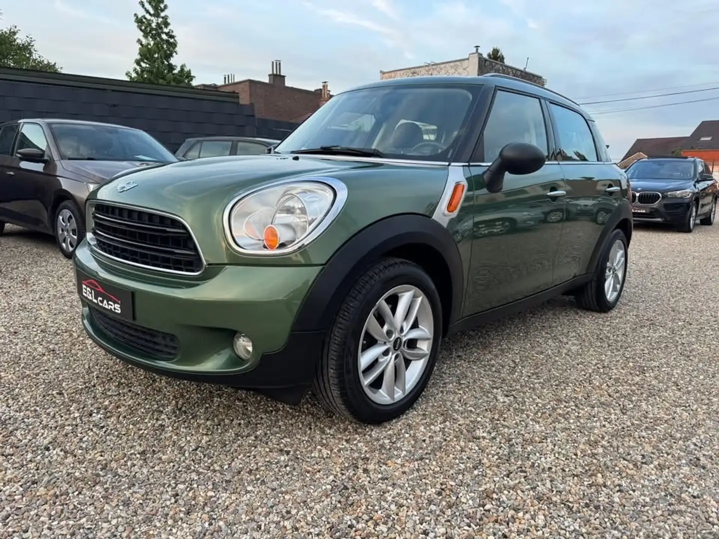 MINI One D Countryman 1.6 **12 mois de garantie** Vert - 1