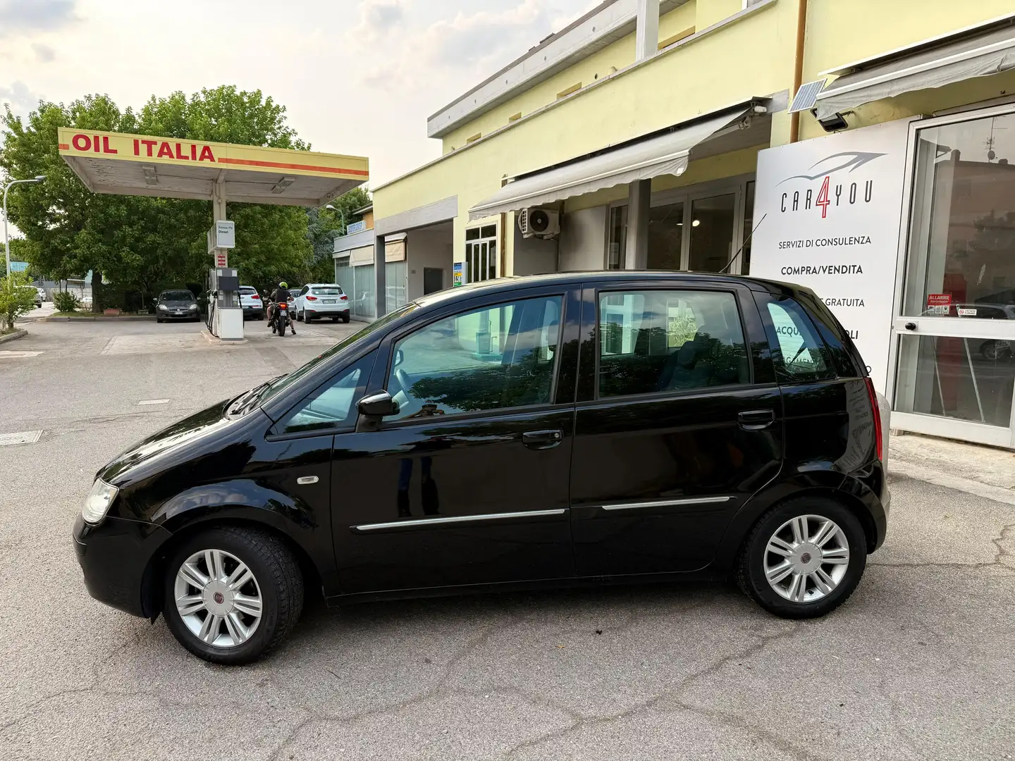 Fiat Idea Idea 1.4 Black Energy Gpl, CLIMA, NEOPATENTATI Чорний - 2