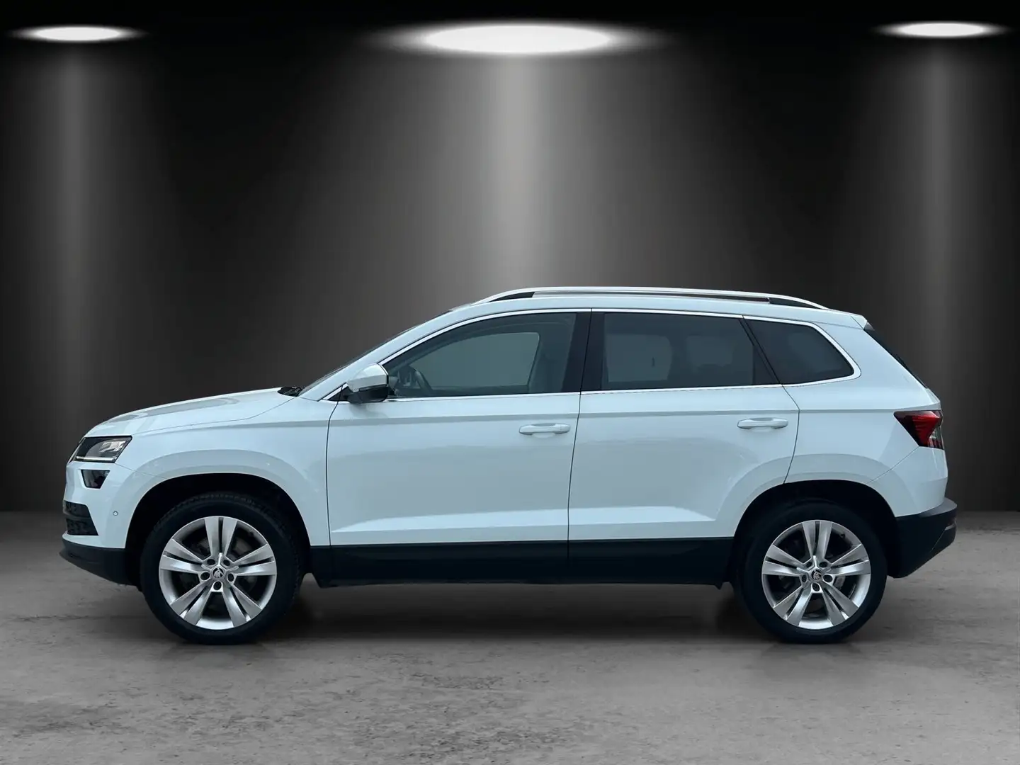 Skoda Karoq 1.5 TSI DSG Style/LED/KAMERA/ACC/LANE+SIDE White - 2