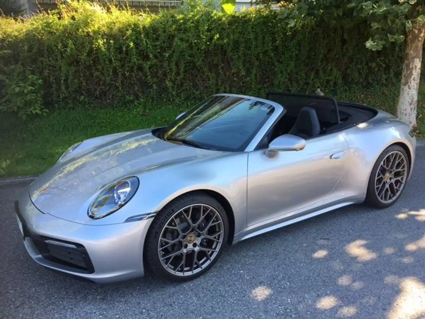 Porsche 992 911 Carrera 4 Cabrio PDK Silber - 1