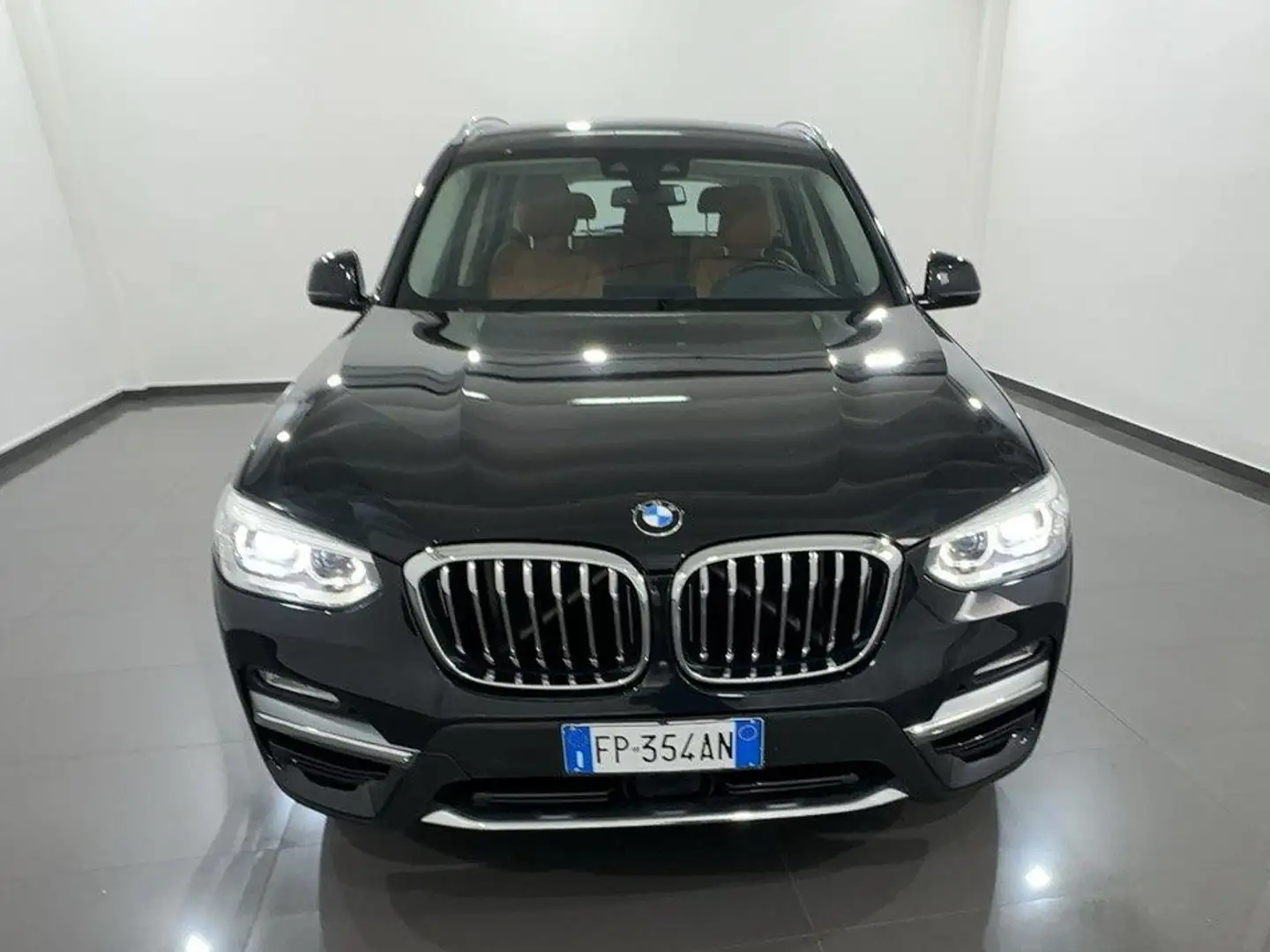 BMW X3 BMW - X3 - xDrive20d  Luxury Noir - 2