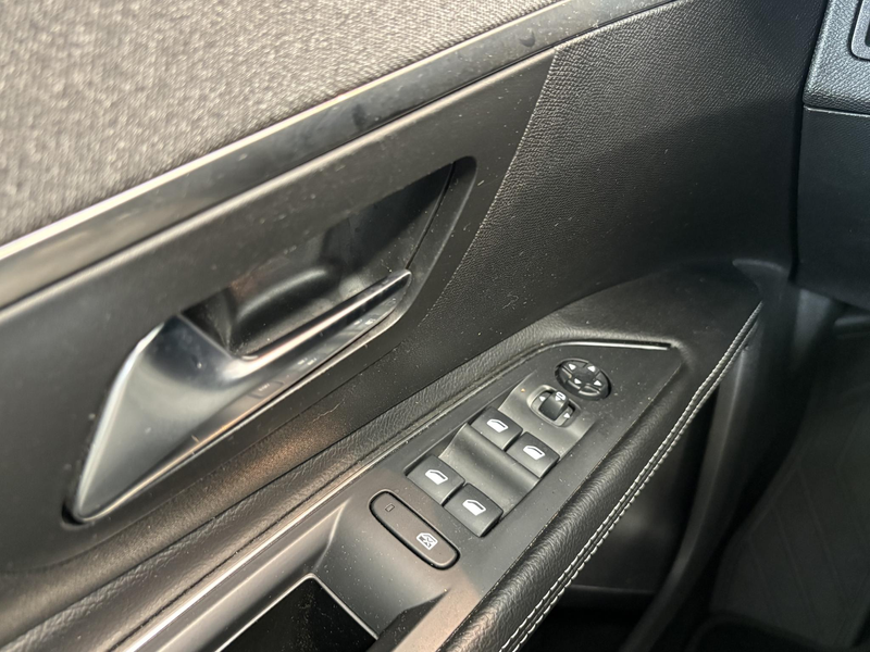 Peugeot 5008 1.2 PureTech GT-Line Avantage | Apple Carplay/Andr — photo 15