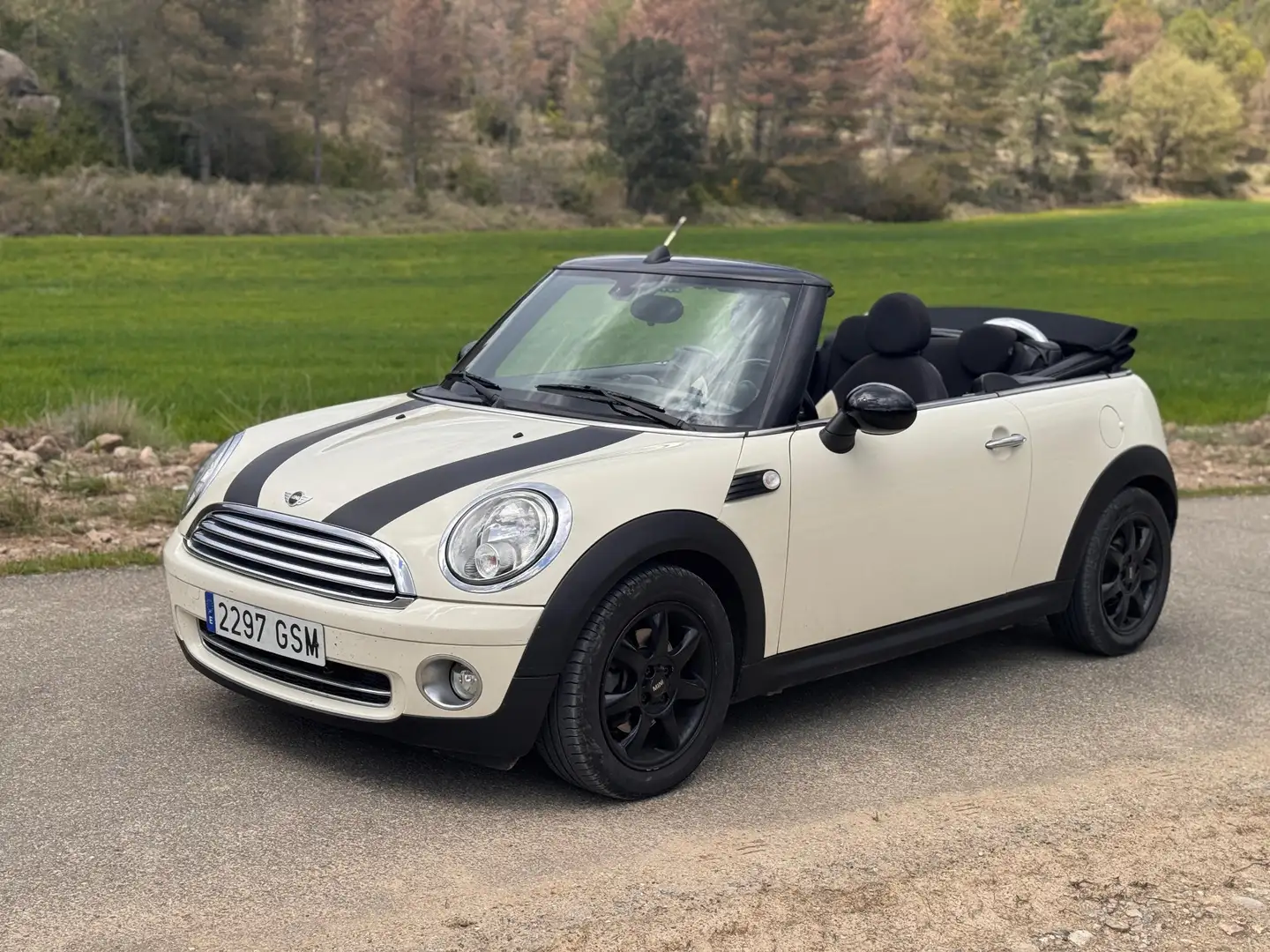 MINI Cooper Cabrio - 1