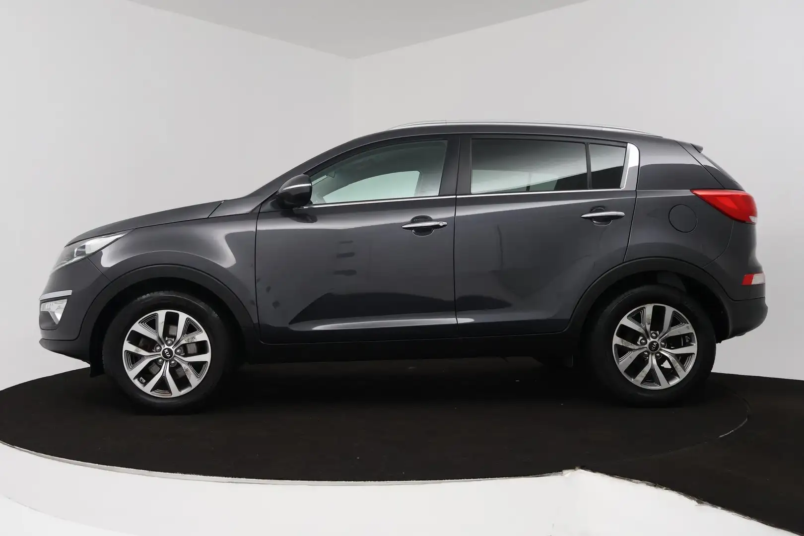 Kia Sportage 1.6 GDI DynamicLine (NAVIGATIE, CAMERA, AFNEEMBARE Gris - 2