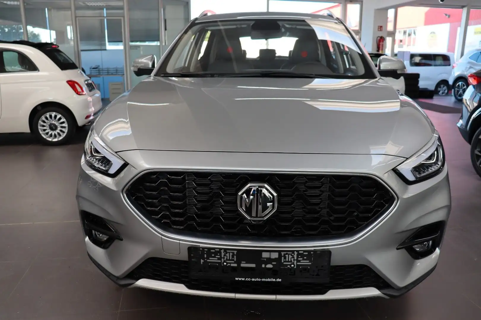 MG ZS 1.5 Luxury Leder SHZ Navi 360° Totwink.SOFORT Срібний - 2
