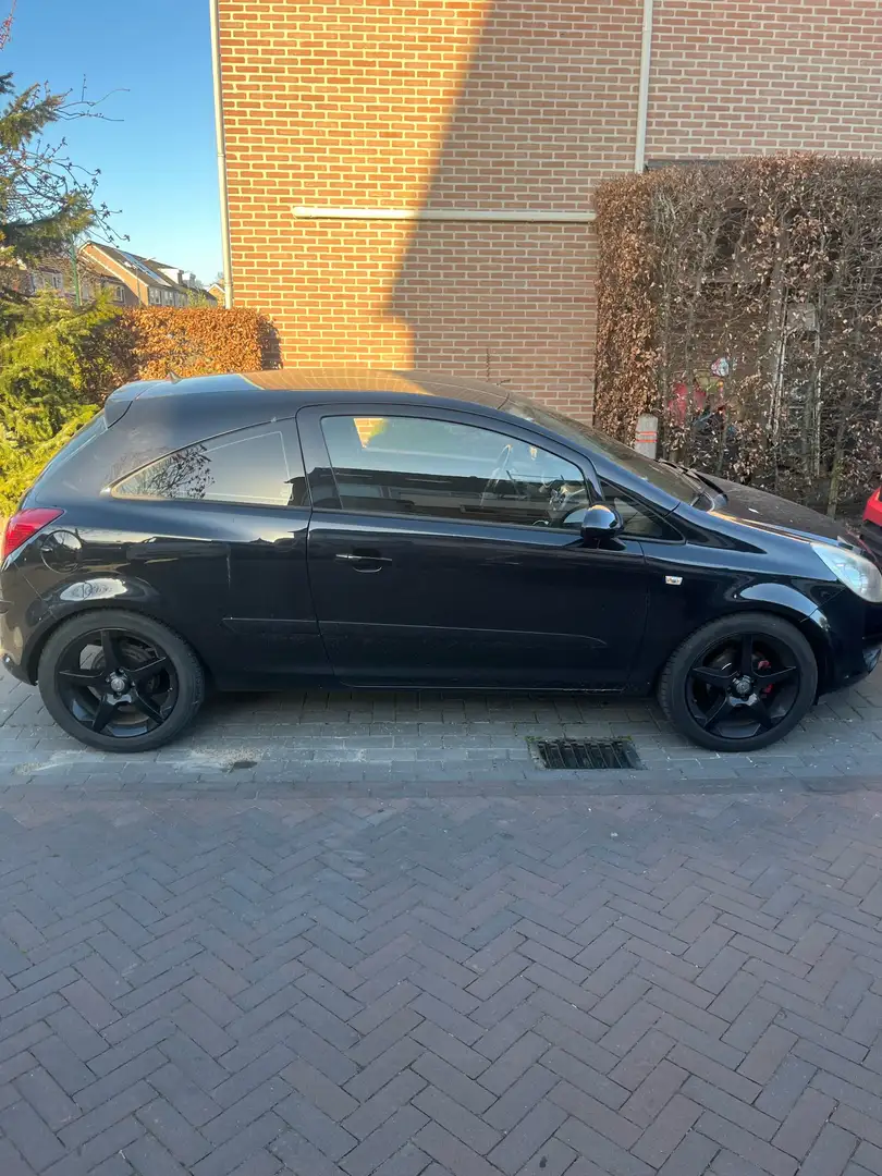 Opel Corsa 1.4-16V Sport Zwart - 1