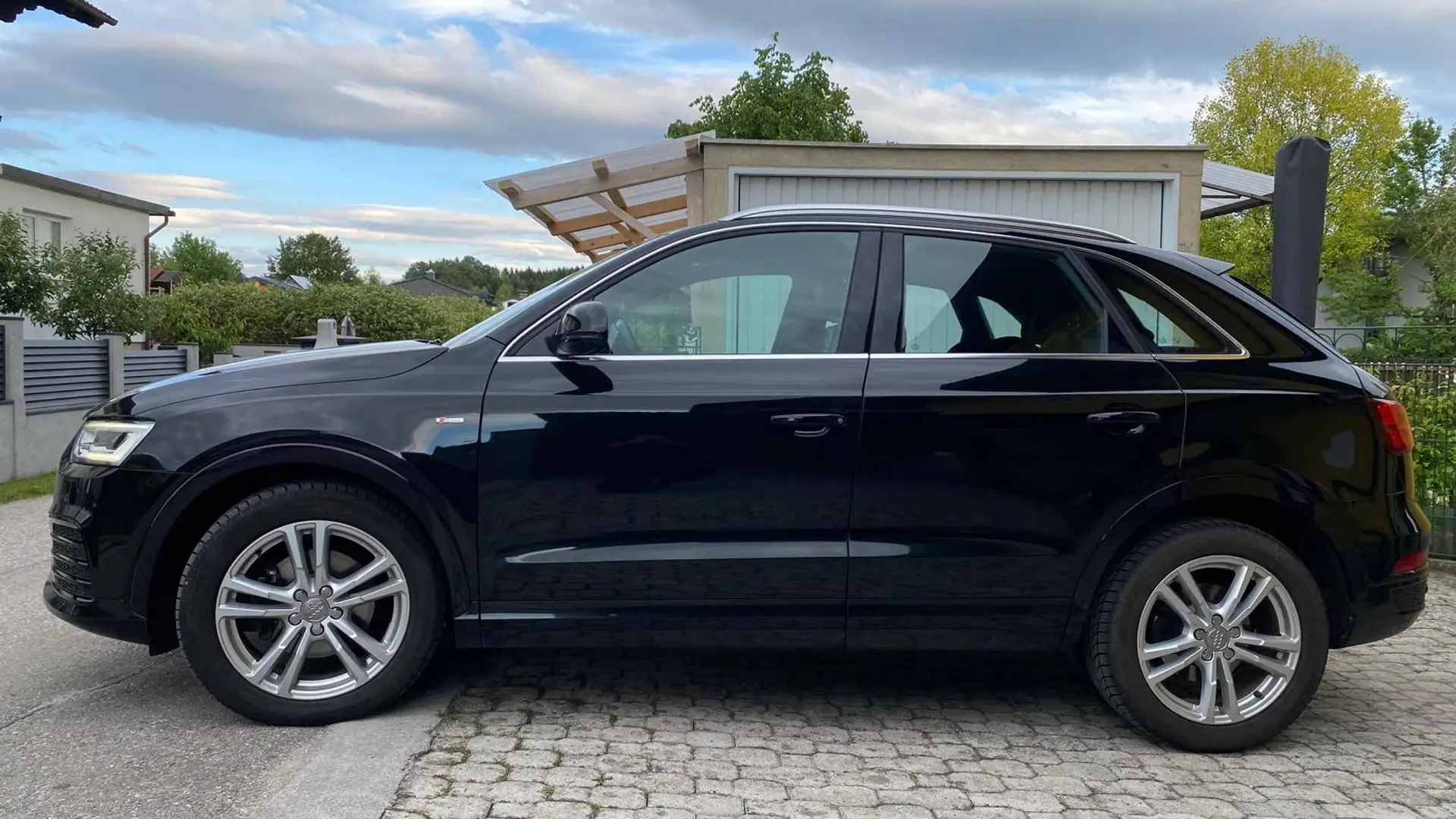 Audi Q3 Q3 2,0 TDI Sport quattro Sport Schwarz - 2