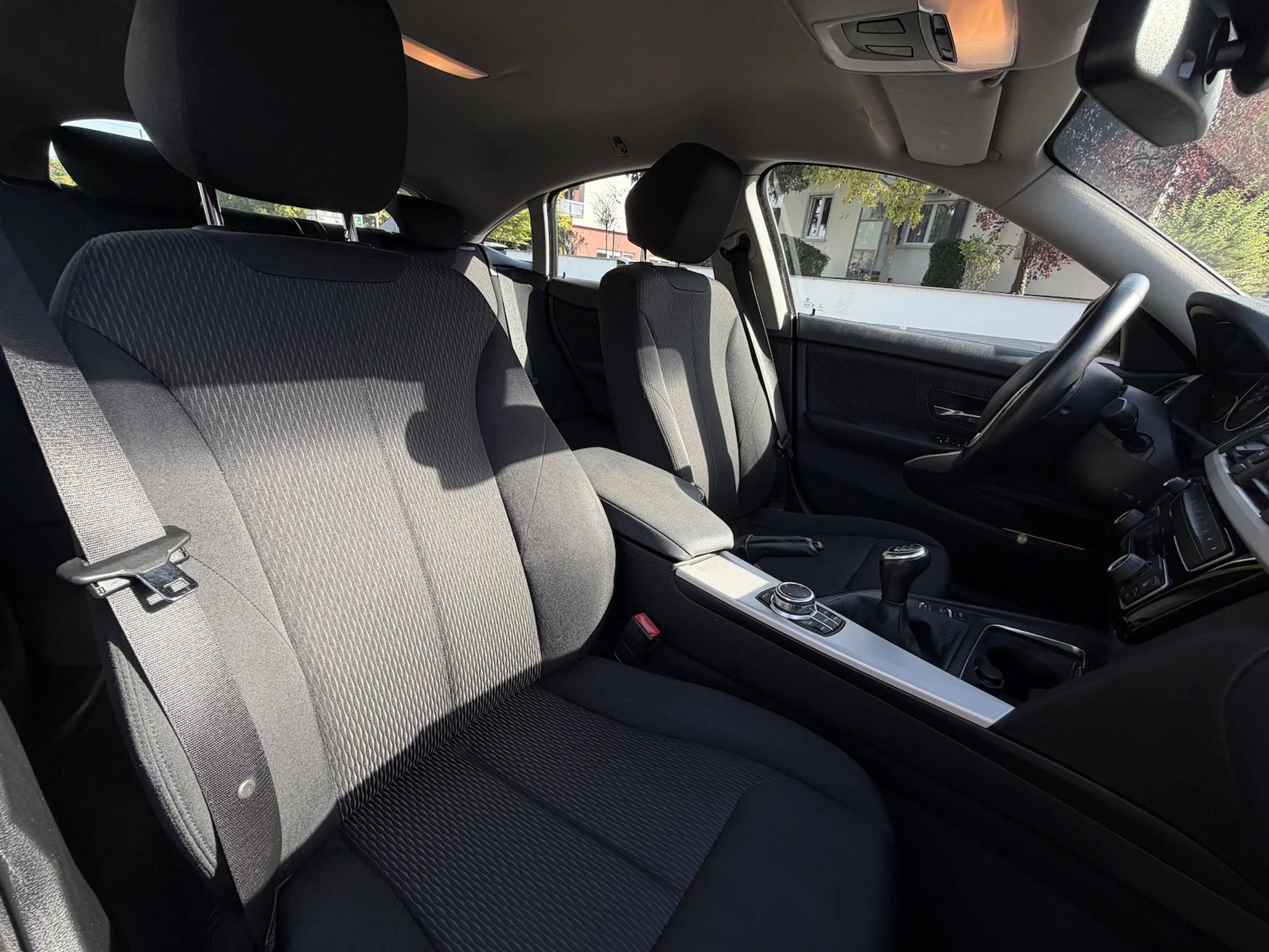 BMW 420 420 i Advantage — photo 12
