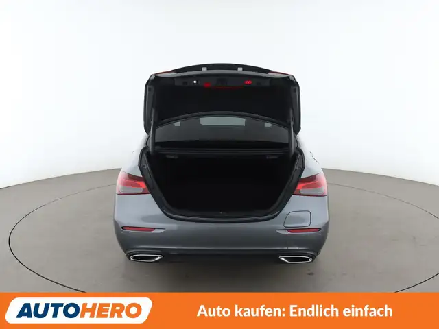 Mercedes-Benz E-Class view 16