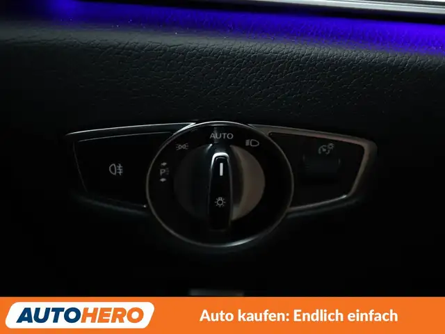 Mercedes-Benz E-Class view 27