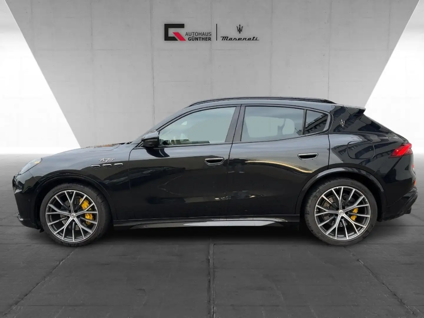 Maserati Grecale Trofeo 3.0 V6 530HP AWD MY23 Nero - 2