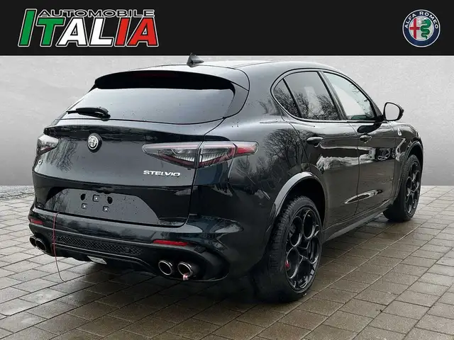 Alfa Romeo Stelvio view 2