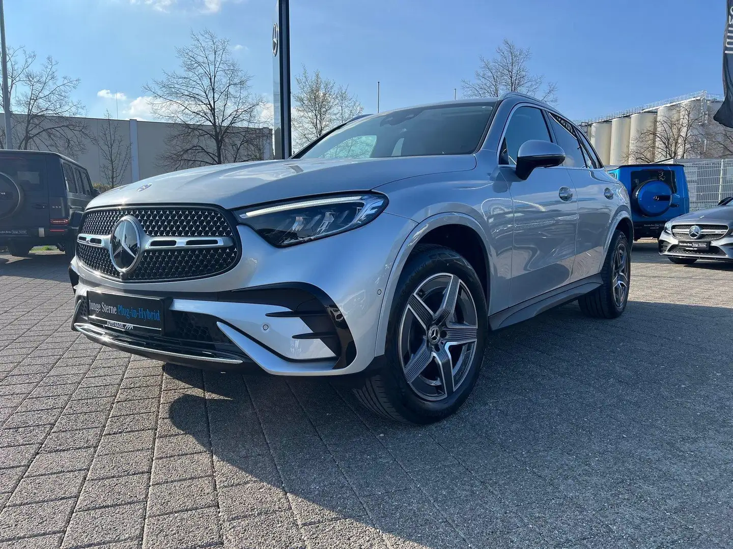 Mercedes-Benz GLC 300 de 4M Edition AMG*DISTR*360°LED*MBUX*AHK Plateado - 2