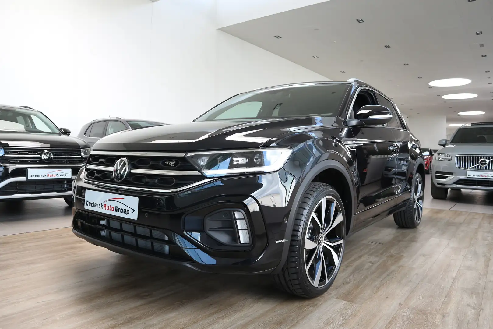 Volkswagen T-Roc 1.5TSI DSG R-LINE*VELE OPTIES* NIEUW& IN VOORRAAD! Zwart - 2