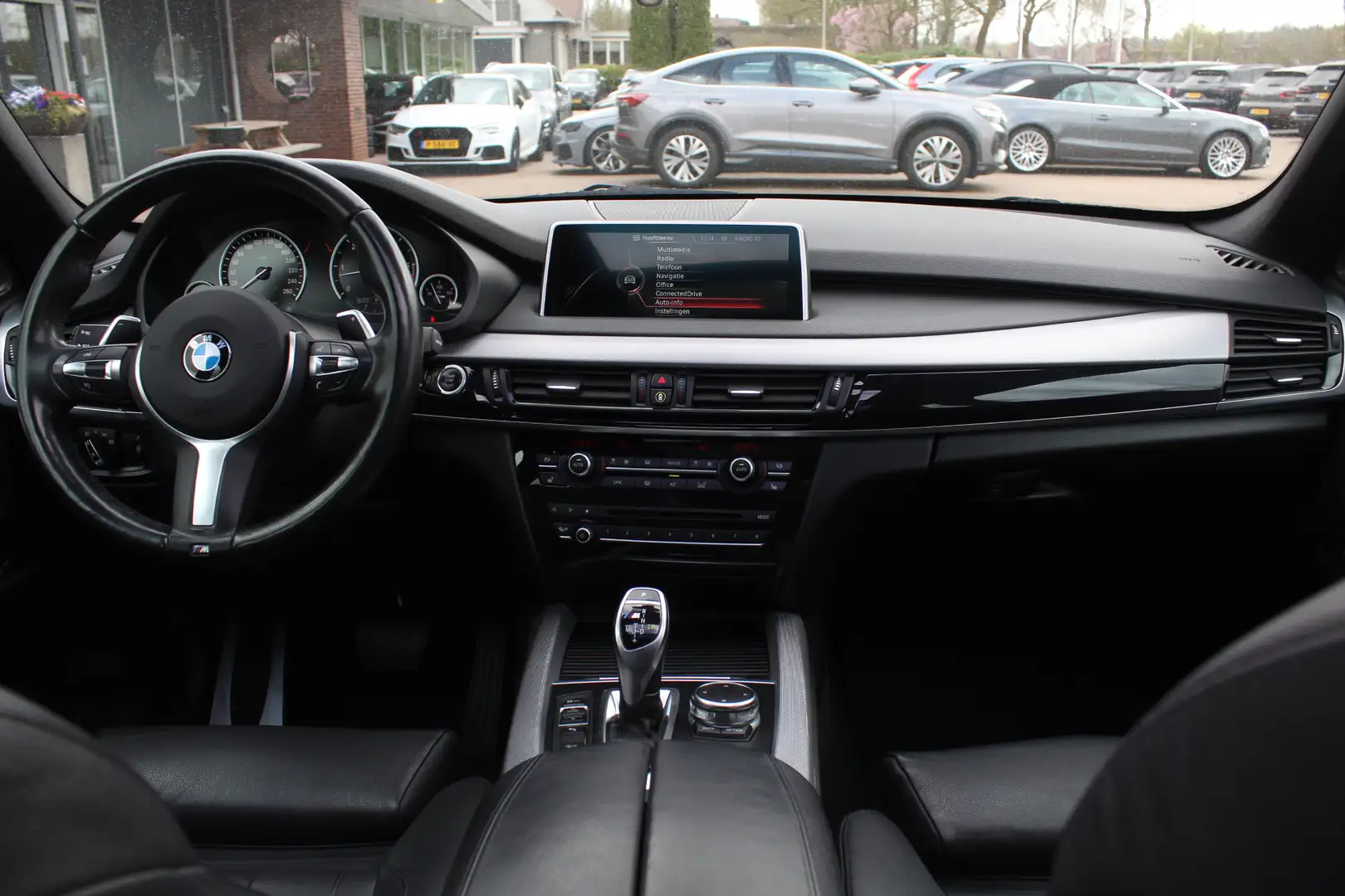 BMW X5 M50d / Trekhaak / Panormadak / Camera / Head-up / Gris - 2