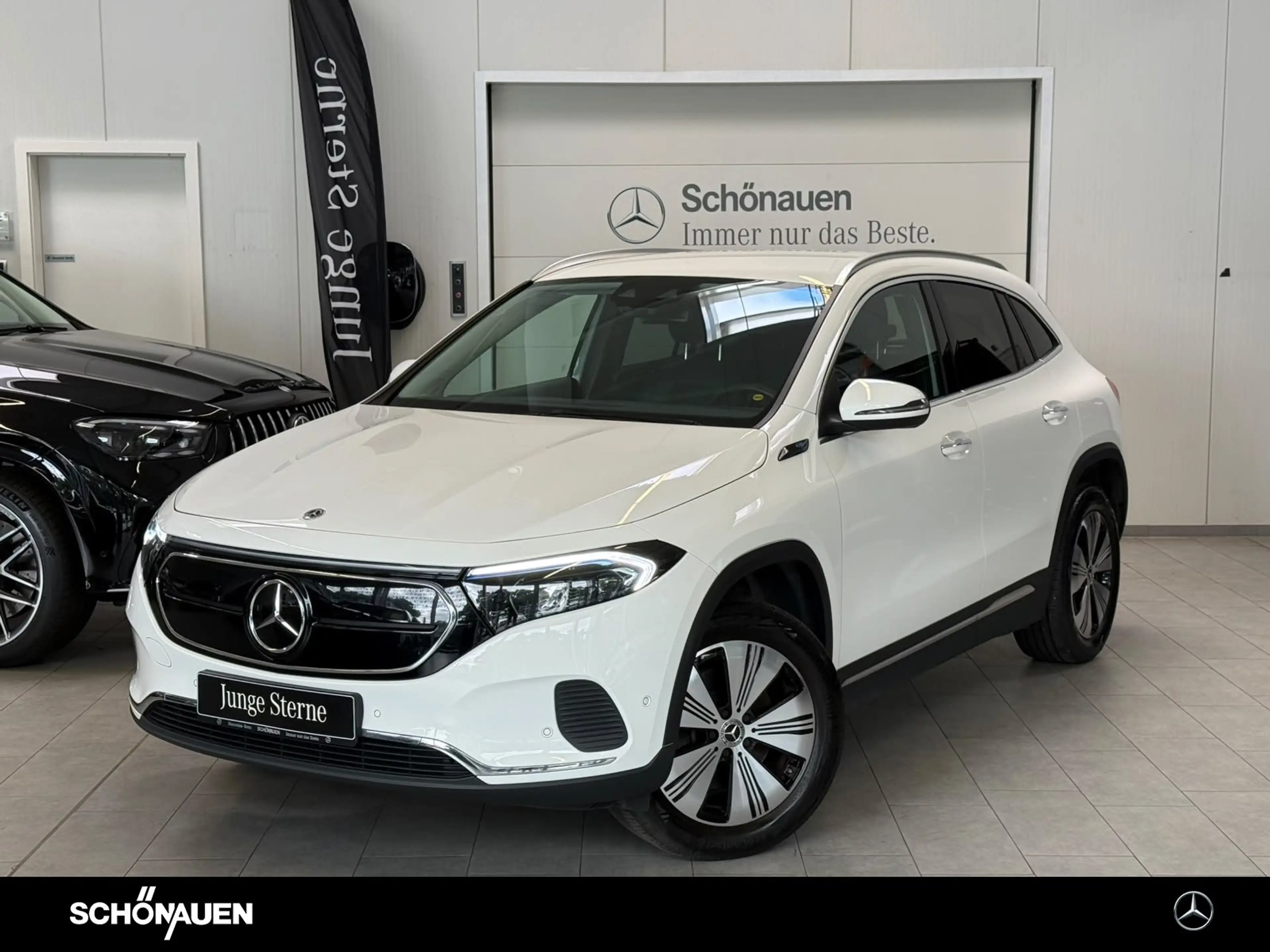 Mercedes-Benz EQA 300 4M PREMIUM PAKET+AHK+ADV.SOUND+DISTRONIC