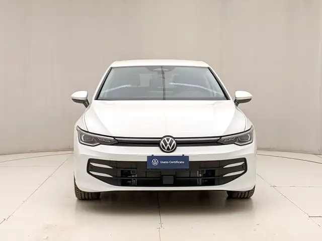 Volkswagen Golf view 2