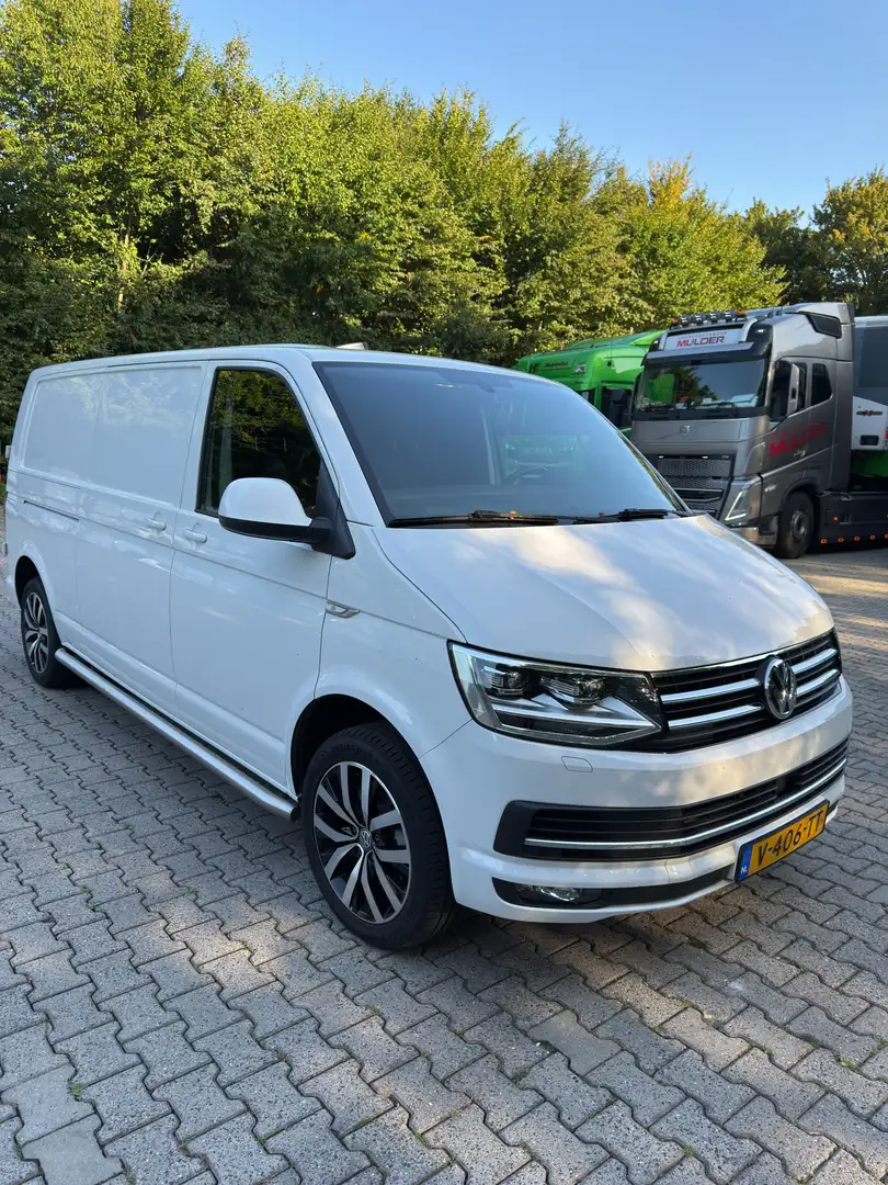 Volkswagen Transporter Transporter 2.0 TDI L2H1 DC C+. Bílá - 1