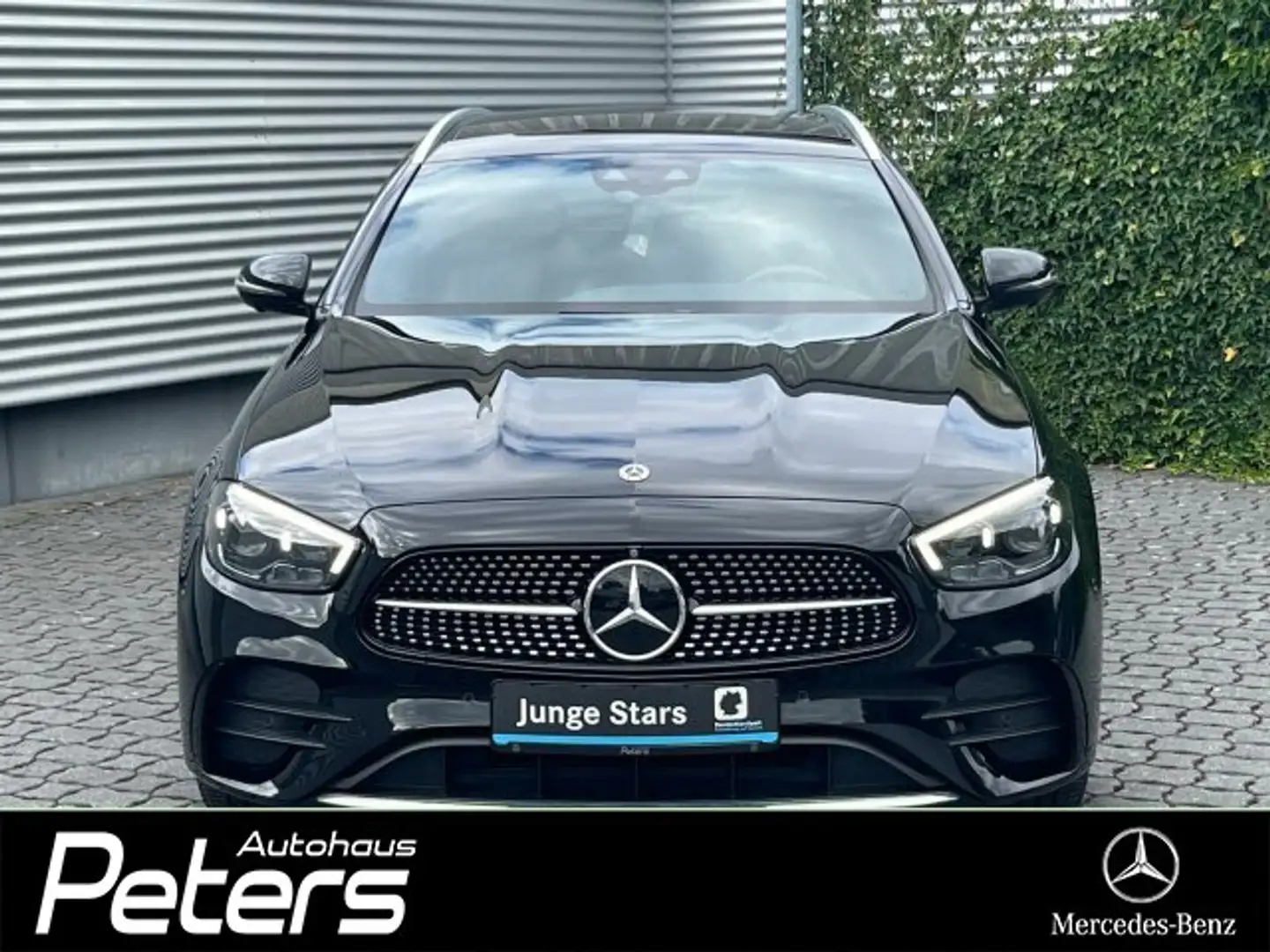 Mercedes-Benz E 300 E 300 T de AMG 4M Distronic/Pano/360°/AHK/LED BC Schwarz - 2
