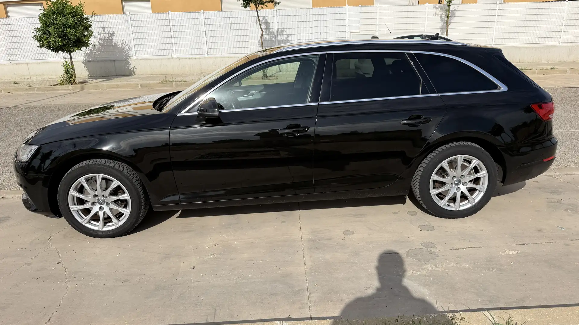 Audi A4 Avant 2.0TDI Advanced edition S-T 110kW - 2