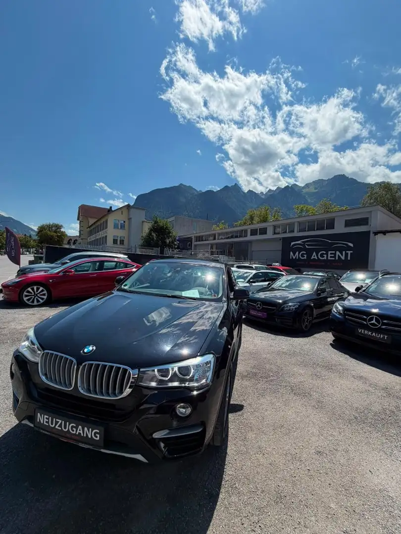 BMW X4 xDrive 20 d Schwarz - 2