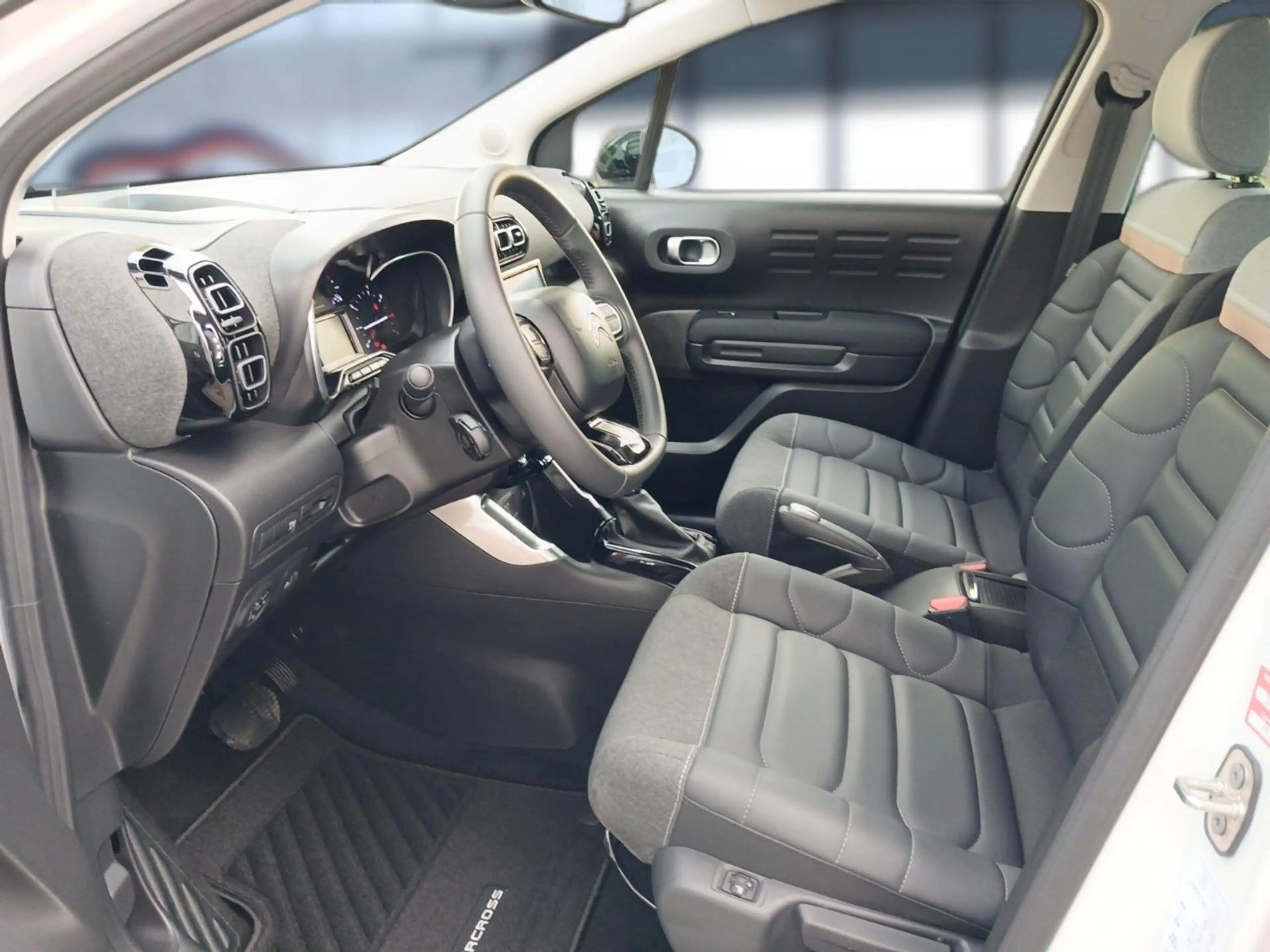 Citroen C3 Aircross Max Pure Tech 130 EAT6 — photo 13