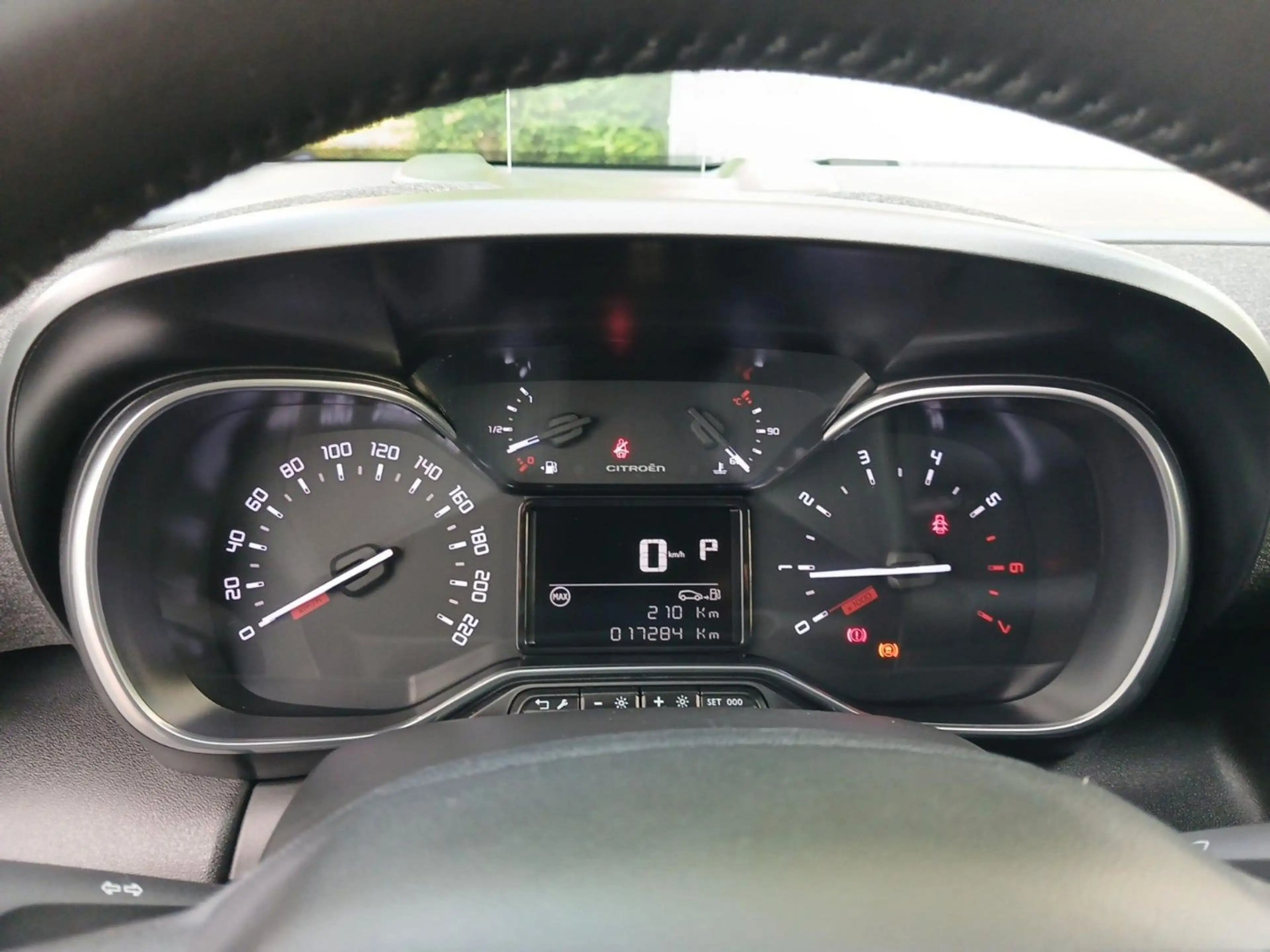 Citroen C3 Aircross Max Pure Tech 130 EAT6 — photo 15