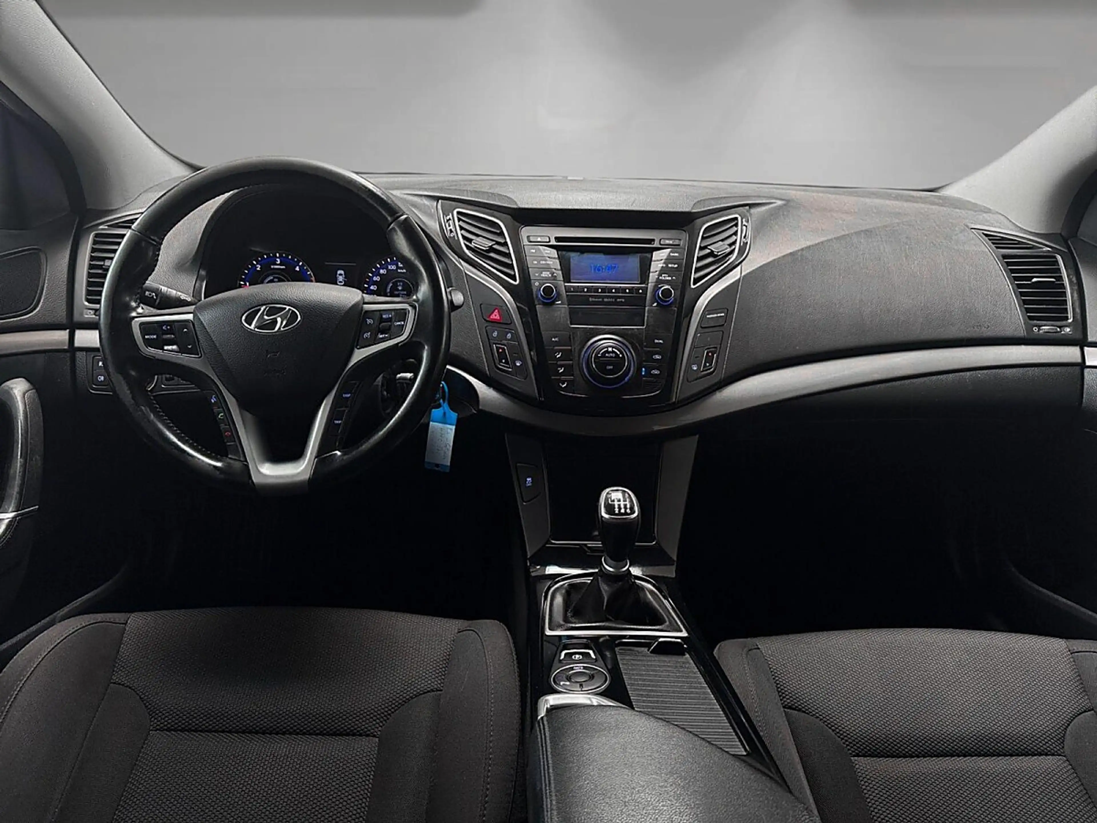 Hyundai i40 Europe 1,7 CRDi DPF | 1.BESITZ | SERVICE NEU | — photo 9