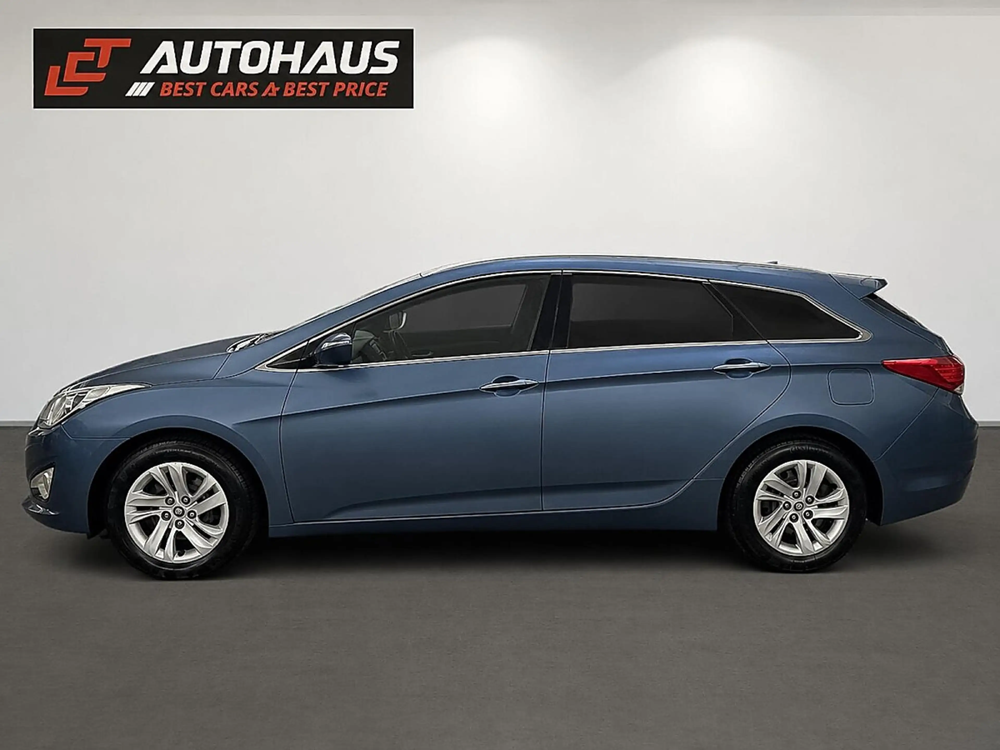 Hyundai i40 Europe 1,7 CRDi DPF | 1.BESITZ | SERVICE NEU | — photo 2