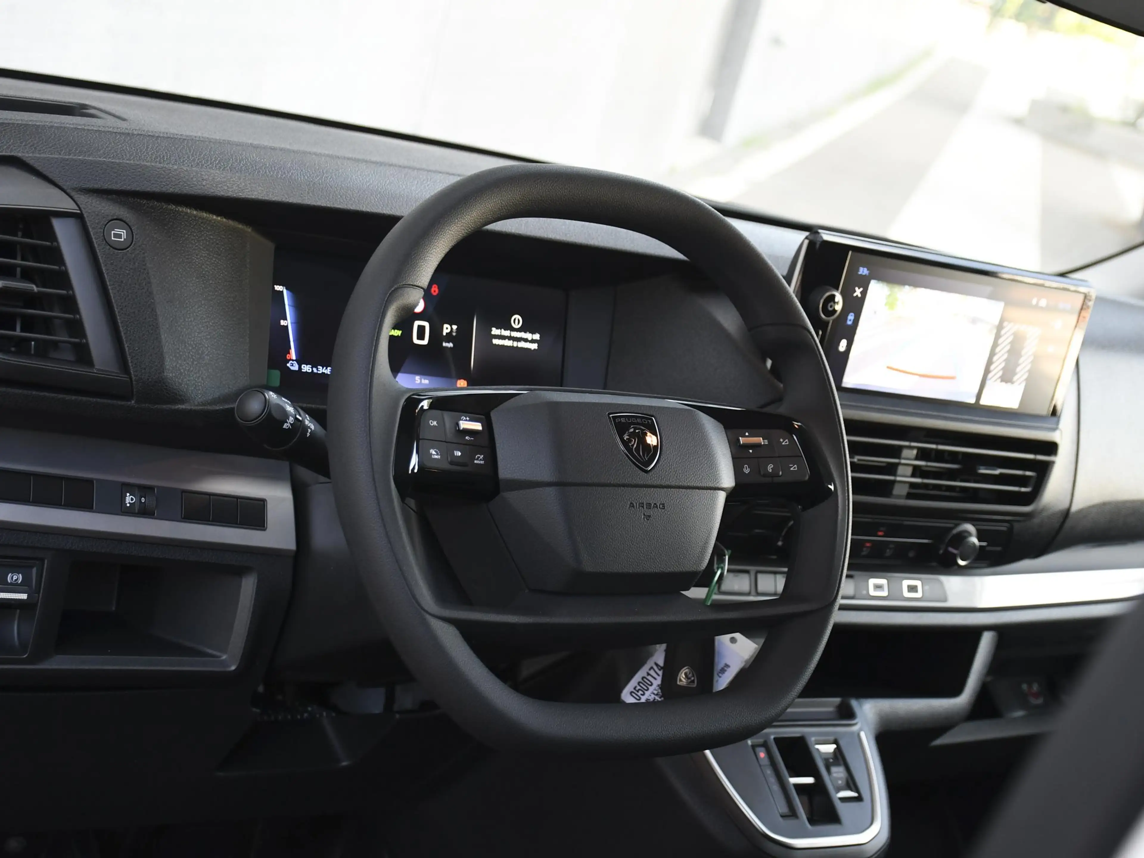 Peugeot e-Expert L2H1 EV 75 kWh 136pk Automaat CAMERA | CRUISE.C | — photo 13