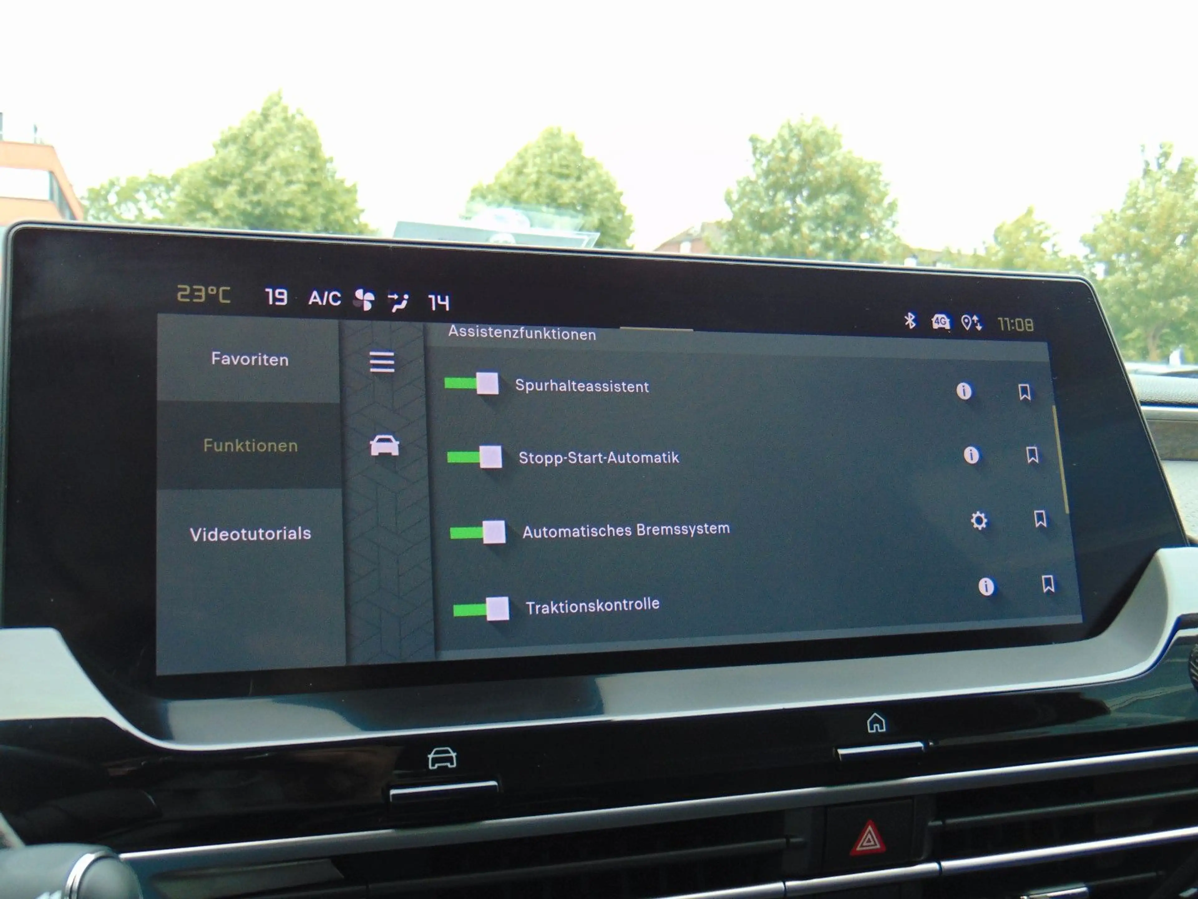 Citroen C5 X Hybrid 145 e-DCS6 Plus - HUD - Leder - Cam — photo 15