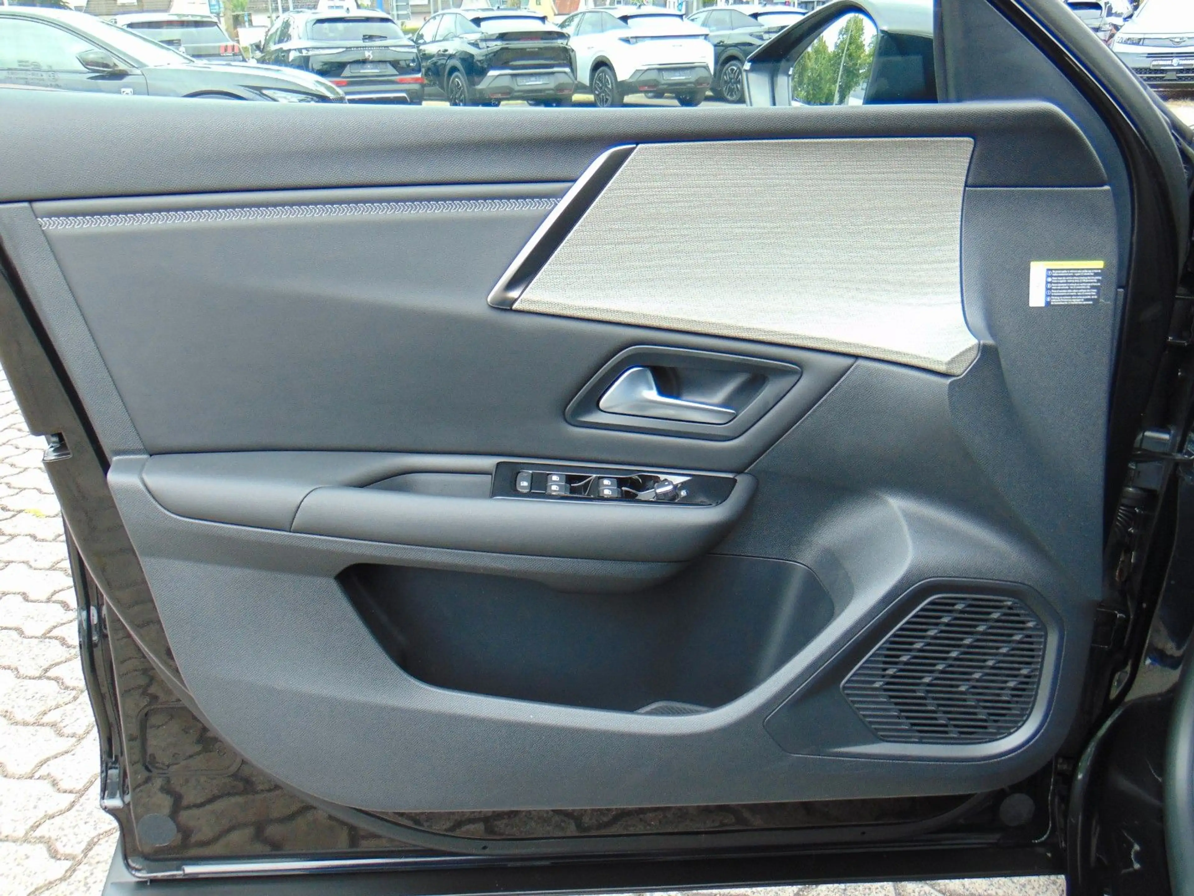 Citroen C5 X Hybrid 145 e-DCS6 Plus - HUD - Leder - Cam — photo 10