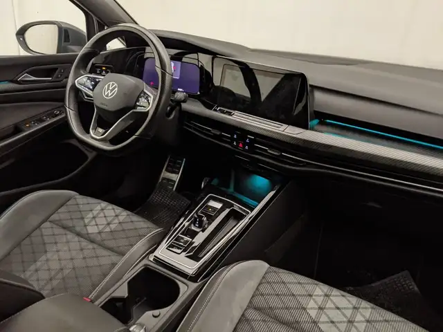 Volkswagen Golf view 6