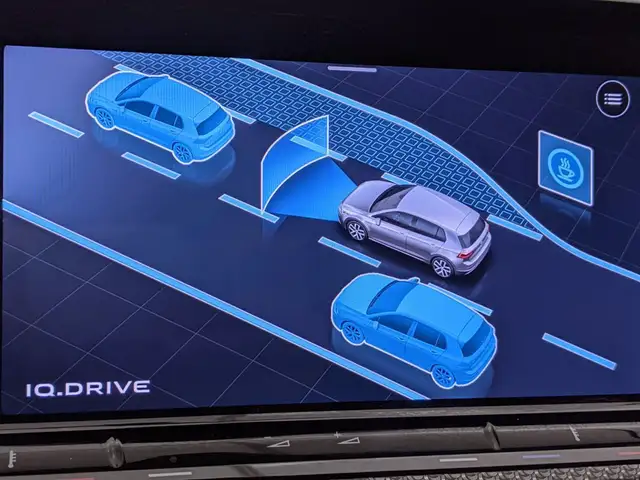 Volkswagen Golf view 15