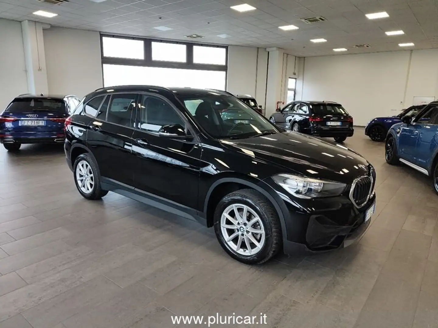 BMW X1 sDrive16d 116cv Auto Clima Bluetooth Cerchi 17 Noir - 2