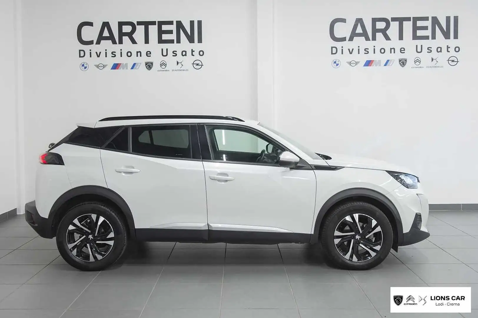 Peugeot 2008 2ª serie PureTech 100 S&S Allure Pack Blanc - 2