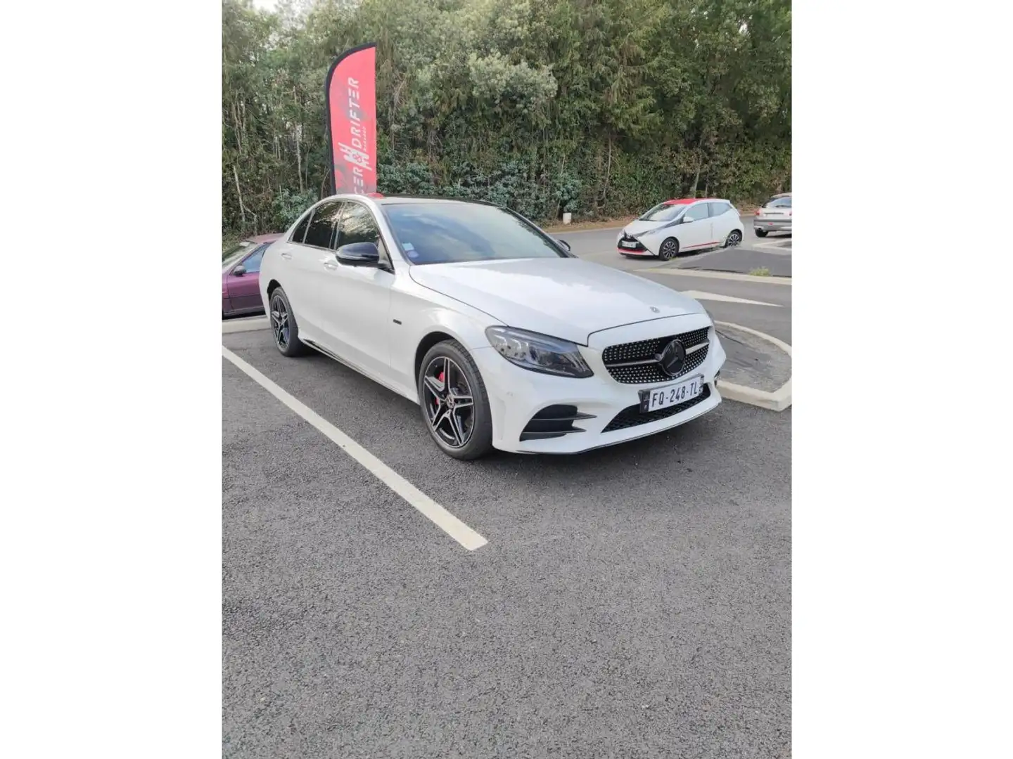 Mercedes-Benz C 30 AMG 300 e AMG LINE 9G-Tronic - PACK PREMIUM PLUS - CAMERA 360 - BURMESTER - SIEGES ELEC A MEM Weiß - 2