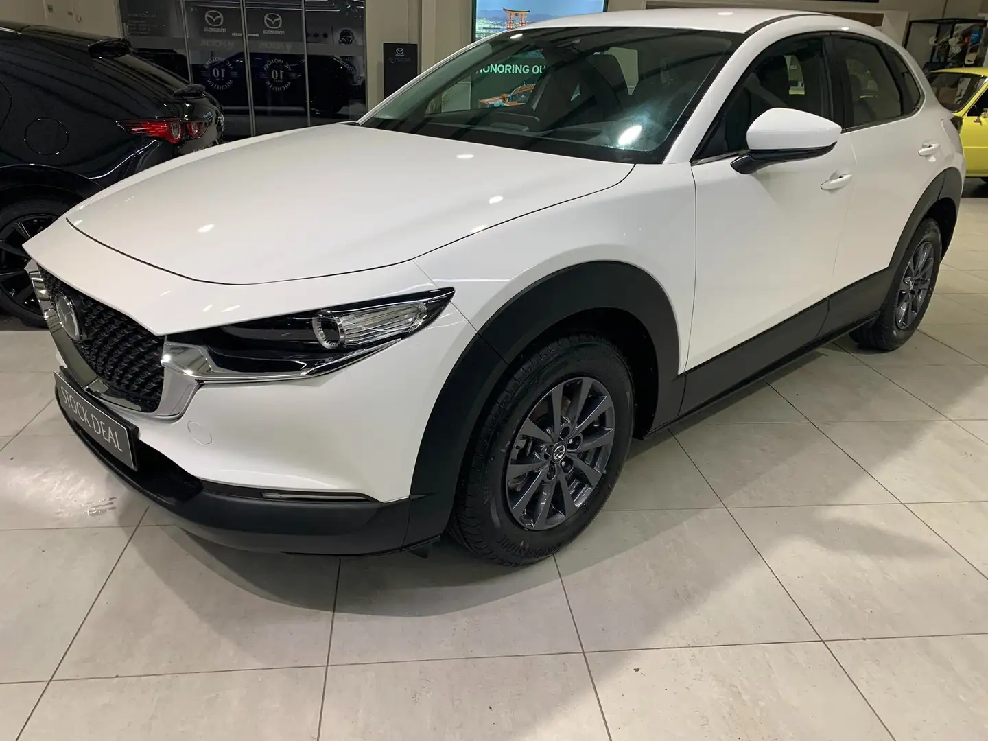 Mazda CX-30 2.0i SKYACTIV-G MHE Skymove waarborg tot 01/2030 Weiß - 1