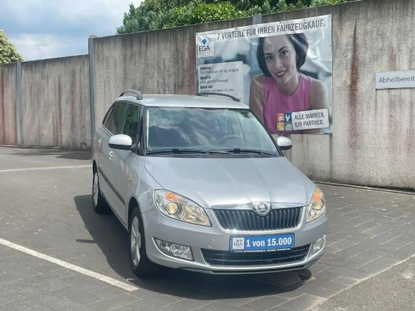 Skoda Fabia 1.2 TSI - Sitzh. - PDC - Garantie - Klimaautomatik Silber - 1