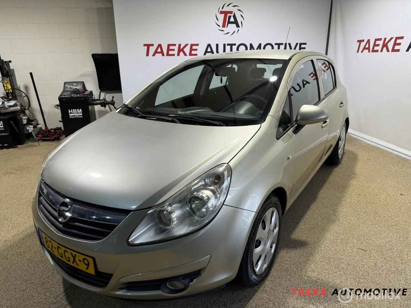 Opel Corsa 1.2-16V Cosmo Airco/Nap Beige - 1