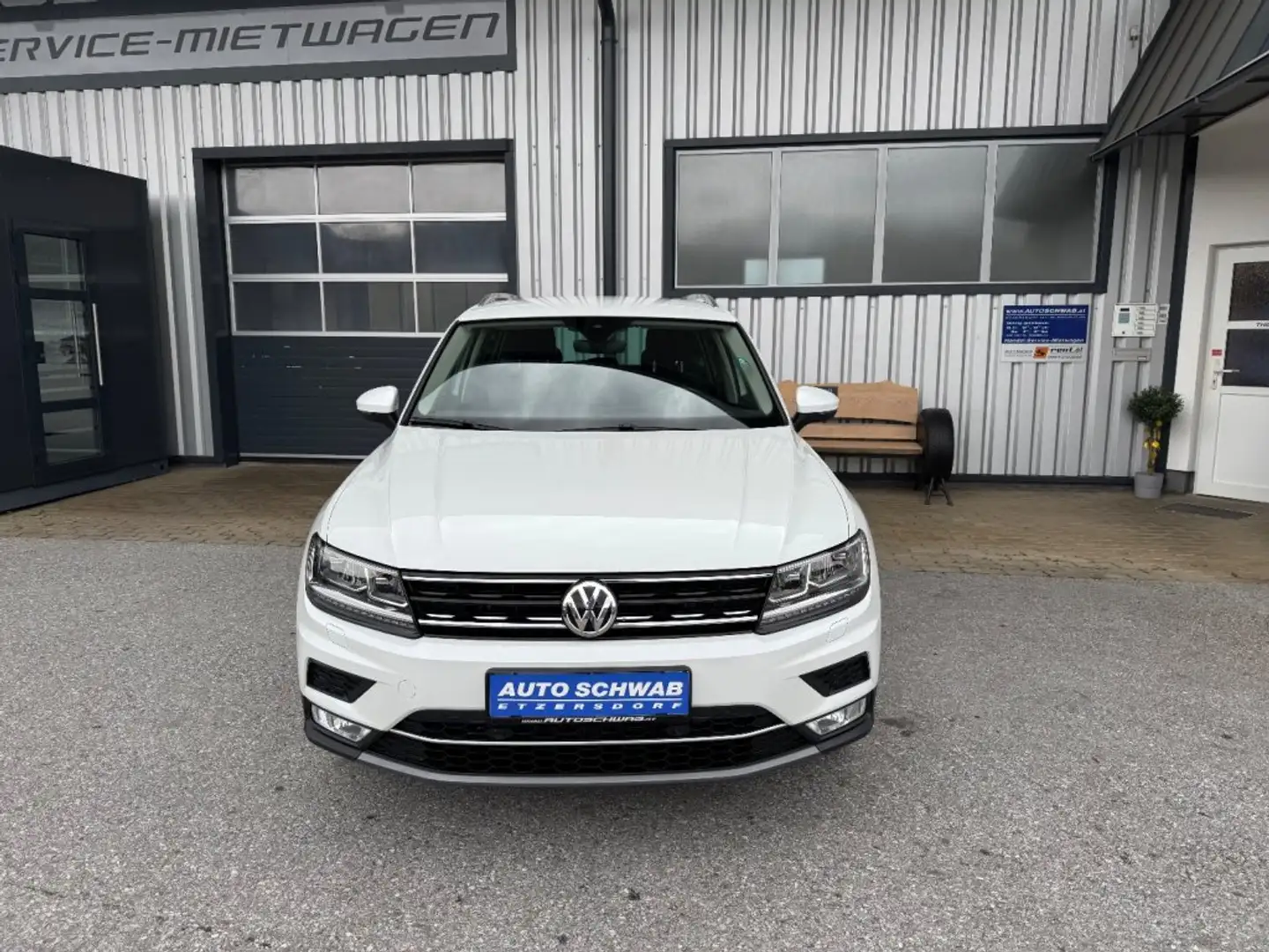 Volkswagen Tiguan 2.0 TDI 4-Motion Highline *AHV,LED,SITZHEIZUNG* Weiß - 2