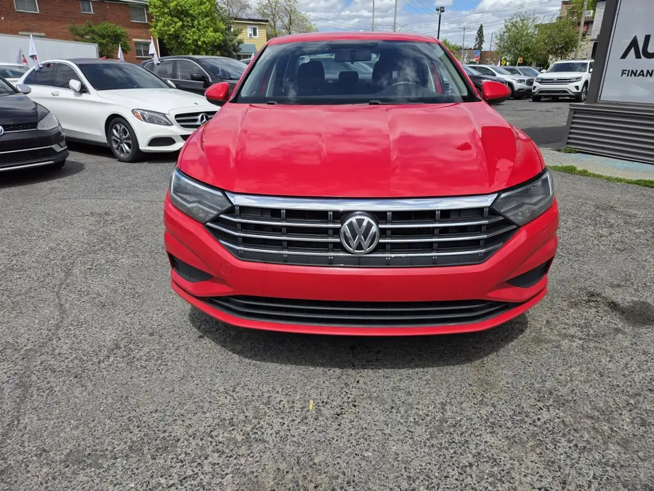 Volkswagen Jetta снимка Volkswagen Jetta