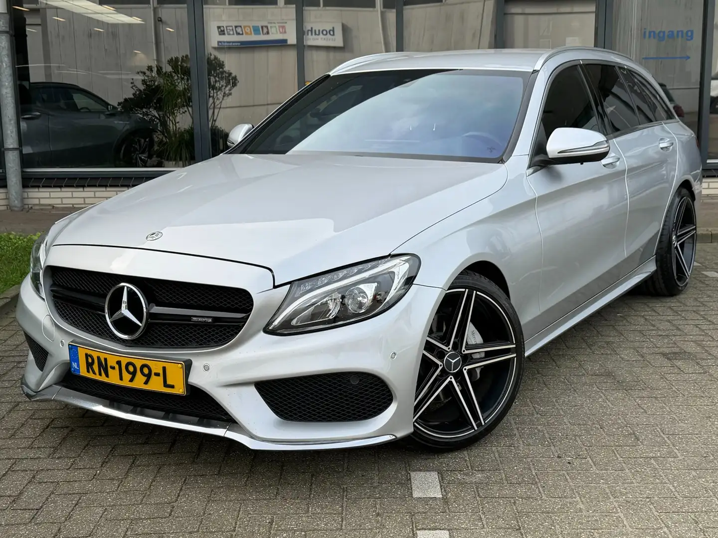 Mercedes-Benz C 180 Estate Sport Edition Premium Plus AMG-PAKKET Grau - 1