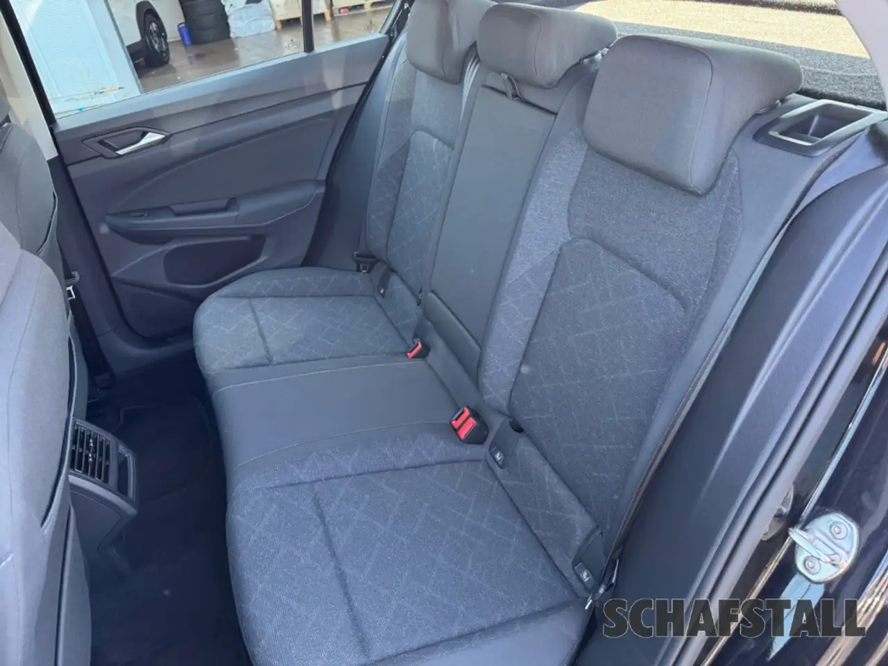 Volkswagen Golf VIII Life TDI 2.0 wenig KM Navi ACC Tempomat PDC 15