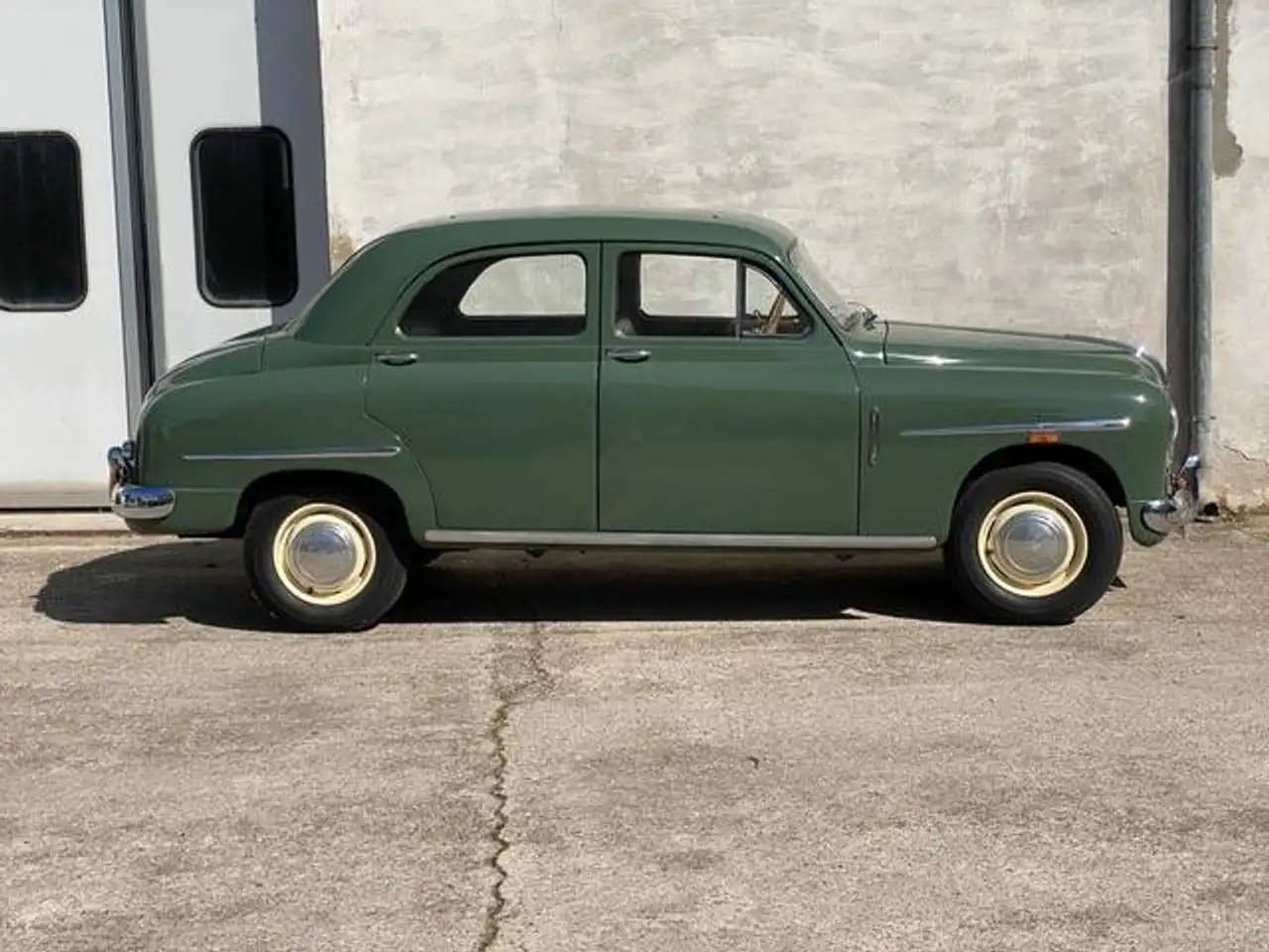 FIAT 1400 DEL 1950 TARGA ORO ASI, foto 2